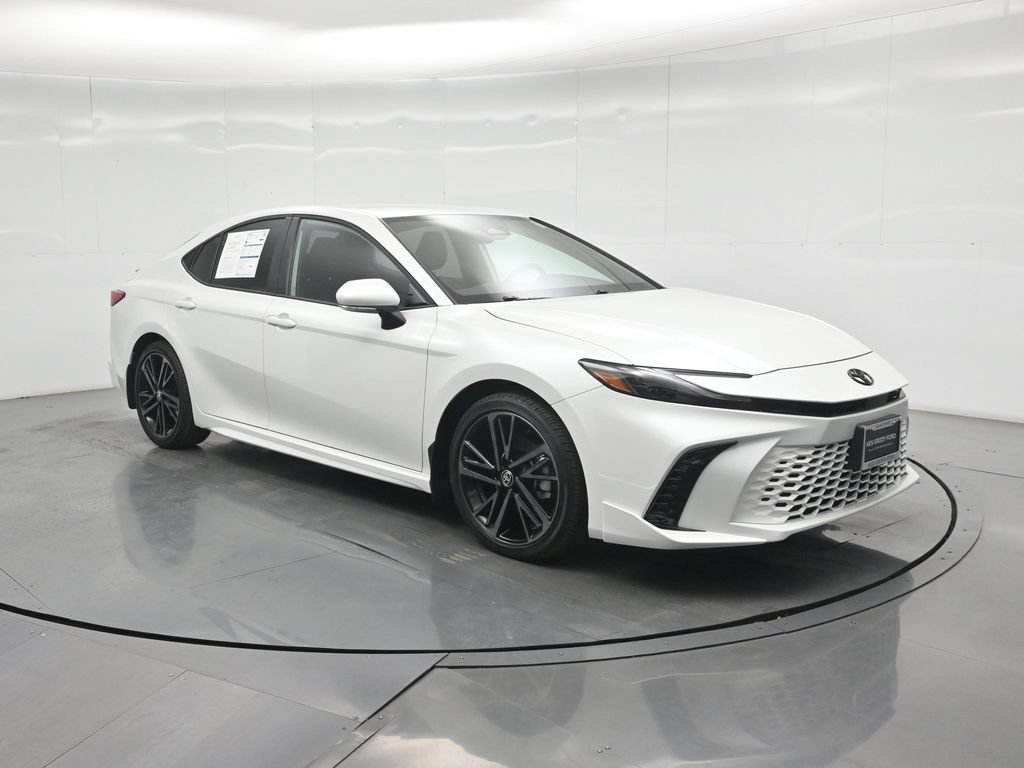 Used 2026 Toyota Camry XSE FWD image 46