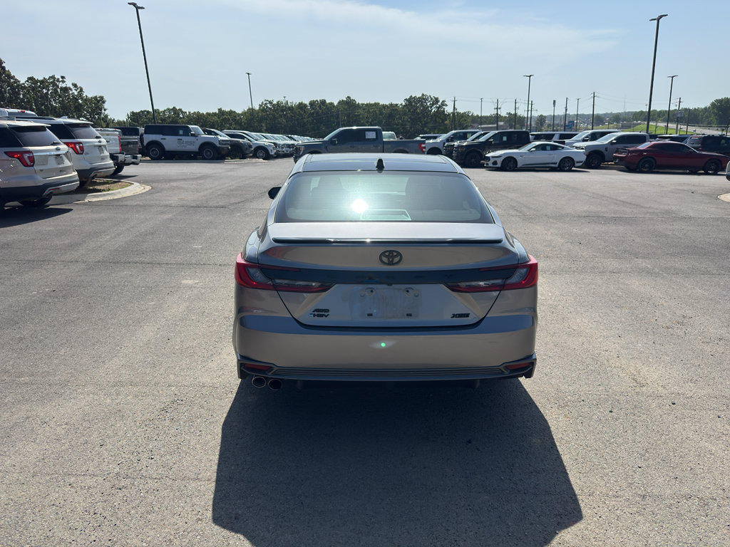 Used 2025 Toyota Camry XSE AWD/4WD image 6
