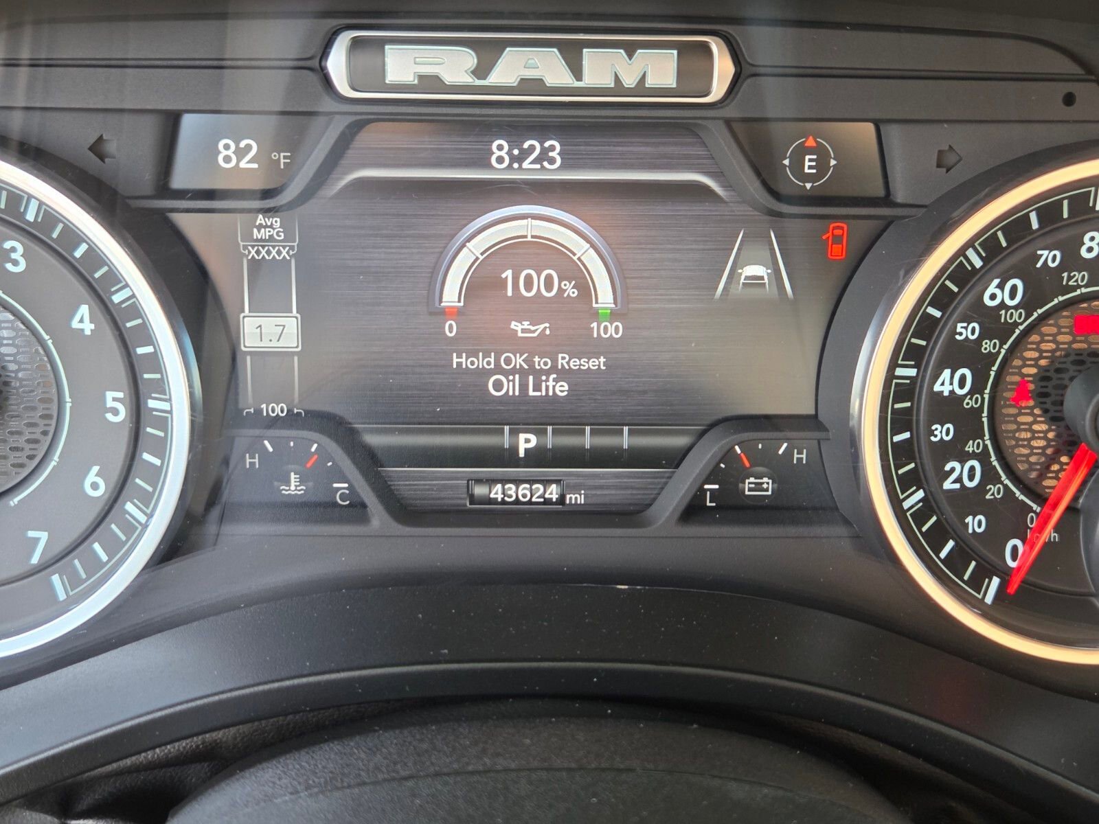 Used 2025 RAM 1500 Laramie image 19