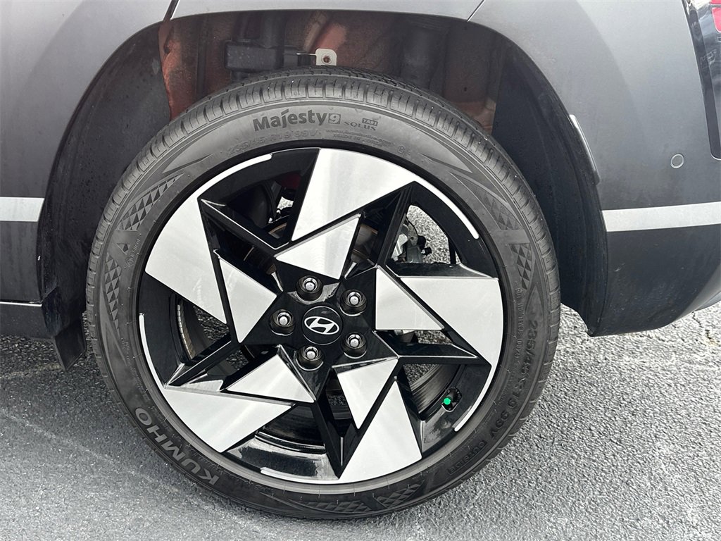 Used 2024 Hyundai Kona Limited image 20