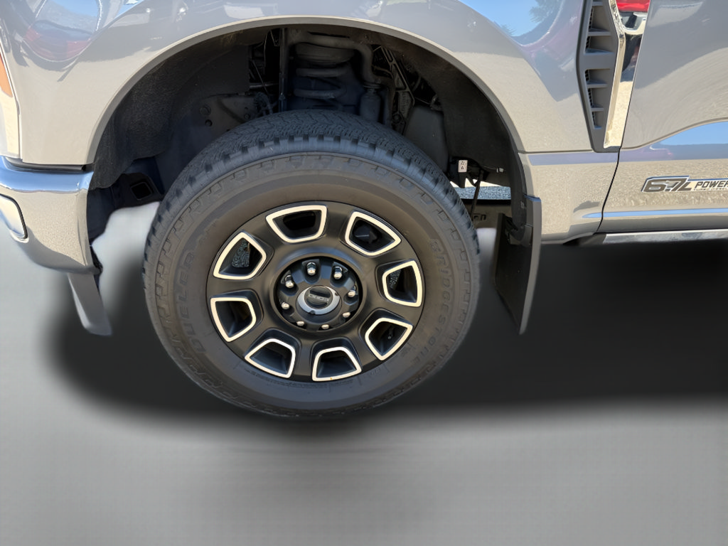 Certified 2024 Ford F350 Platinum AWD/4WD image 33