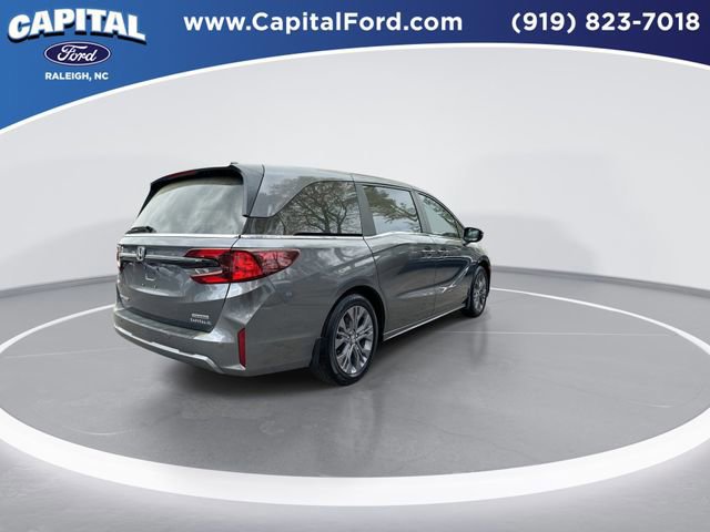 Used 2025 Honda Odyssey Touring image 6
