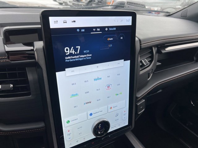 Certified 2022 Ford Expedition Platinum image 14