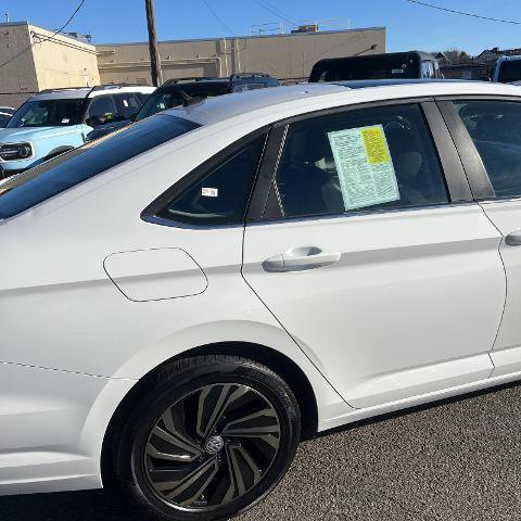 Used 2019 Volkswagen Jetta SEL Premium image 28