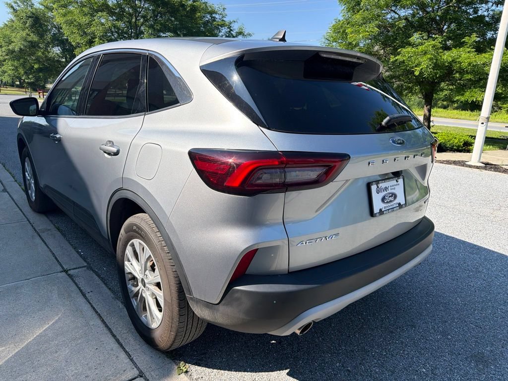 Certified 2023 Ford Escape Active AWD/4WD image 5