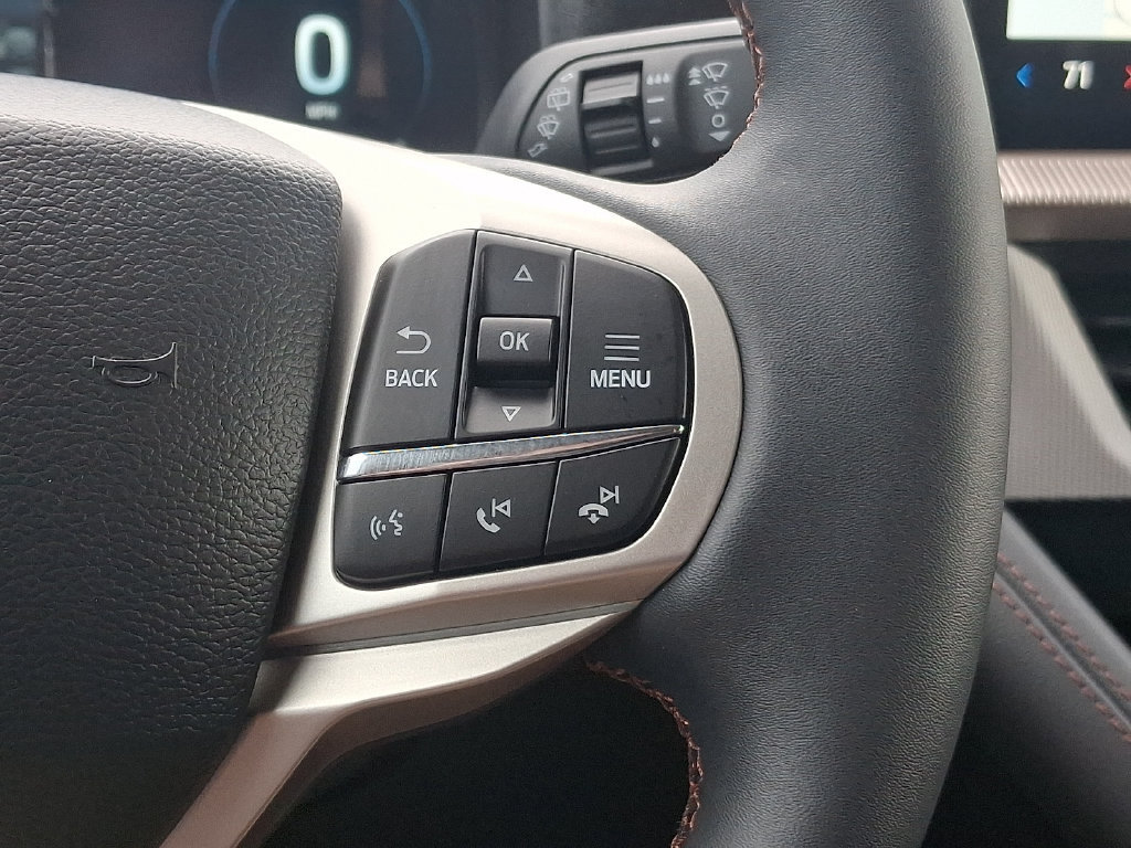 Certified 2026 Ford Explorer Active w/ Active Comfort Package AWD/4WD image 21