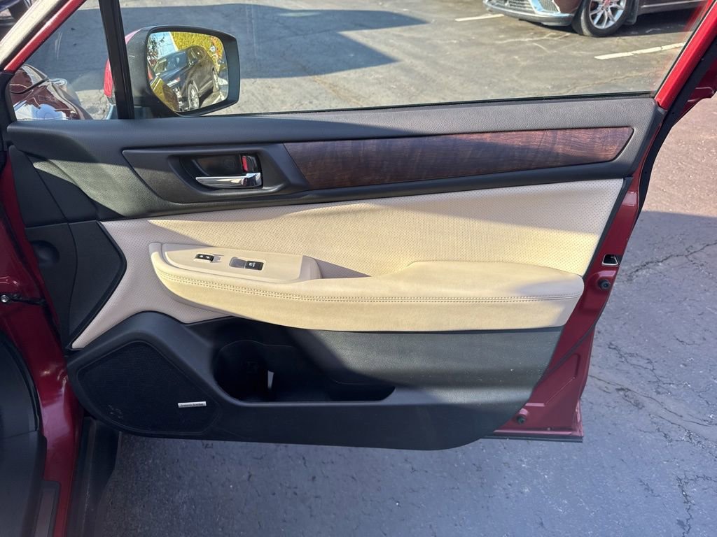 Used 2017 Subaru Outback 3.6R Limited image 43