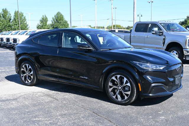 Certified 2021 Ford Mustang Mach-E Premium AWD/4WD image 8