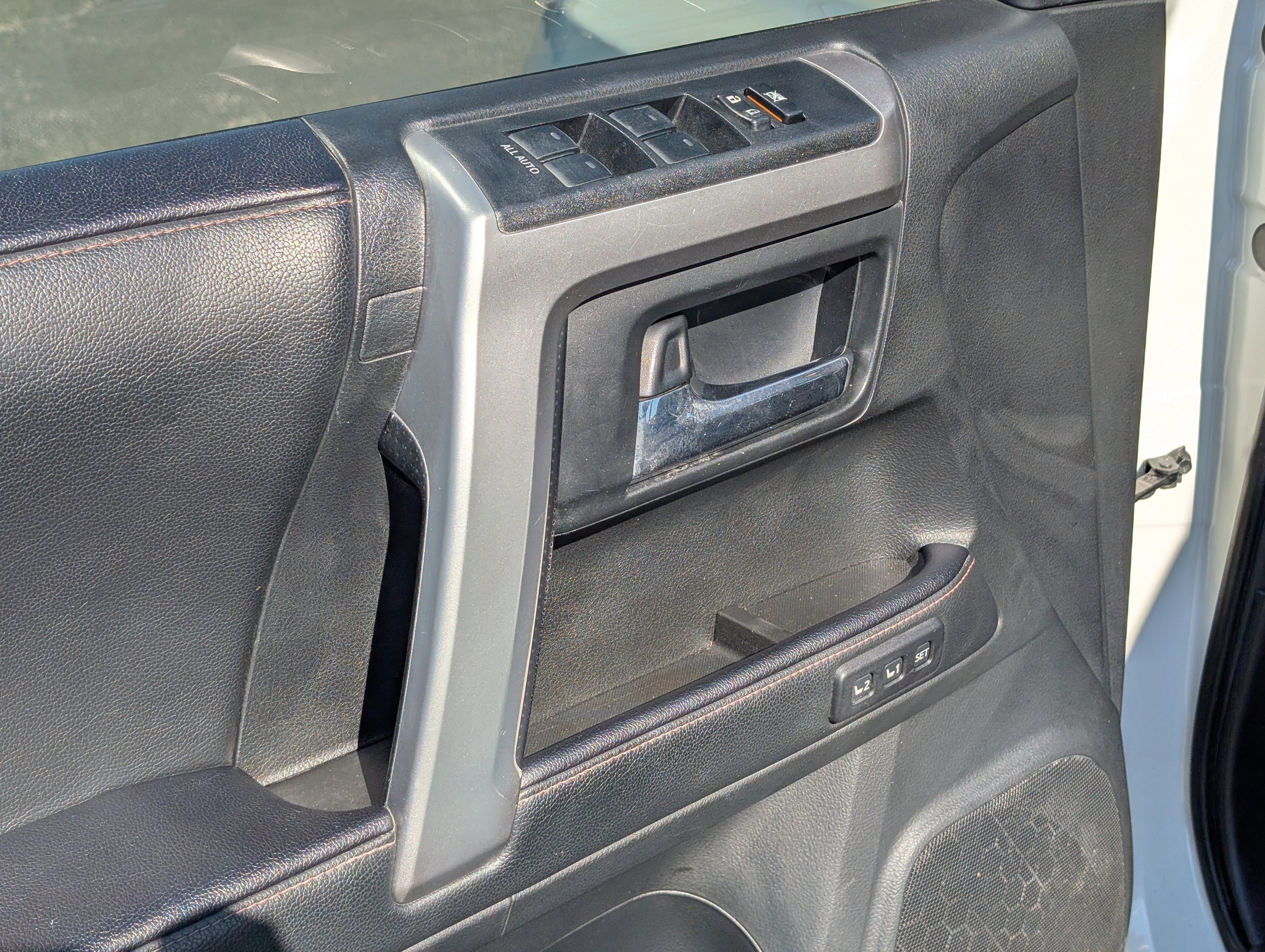 Used 2021 Toyota 4Runner Limited image 17