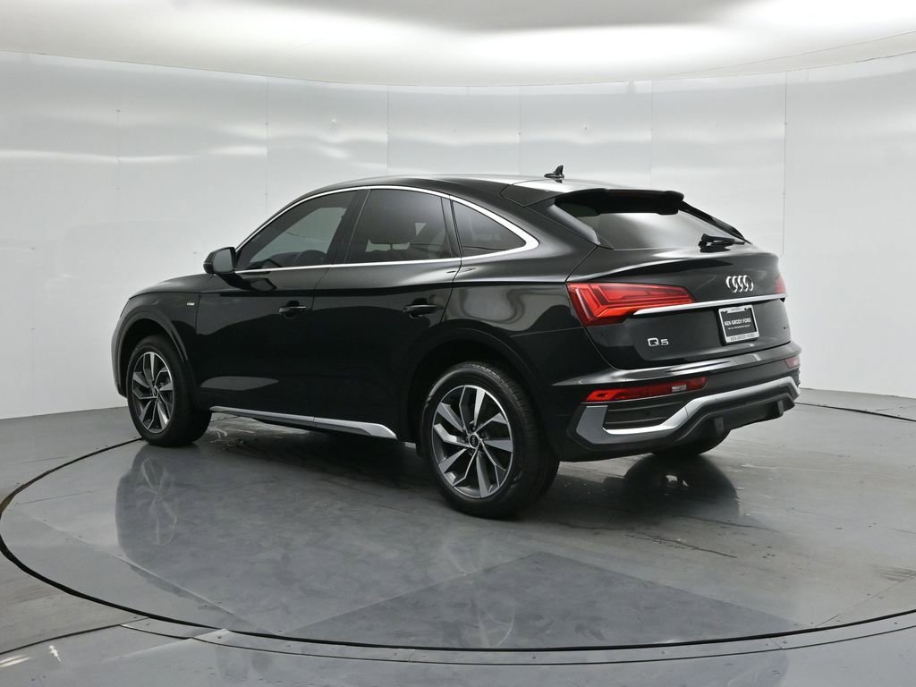 Used 2021 Audi Q5 2.0T Premium Plus w/ Premium Plus Package AWD/4WD image 7