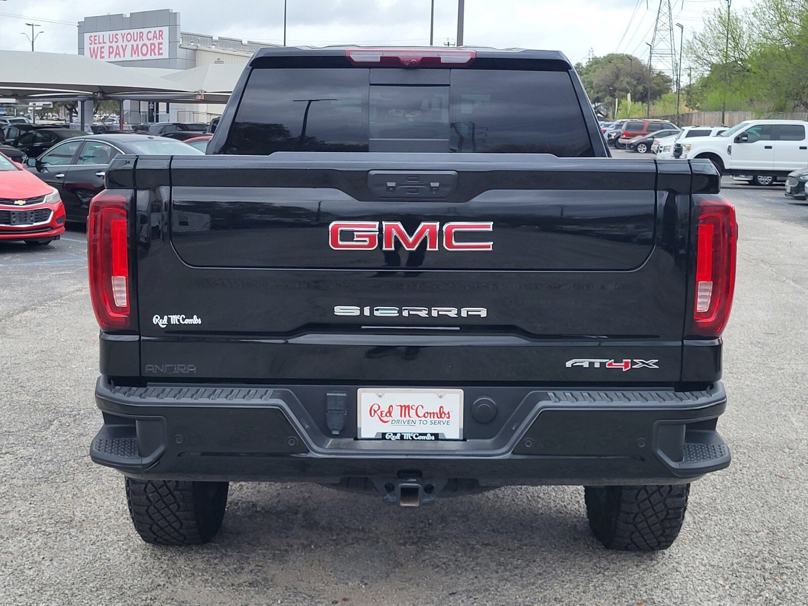 Used 2024 GMC Sierra 1500 AT4X image 4