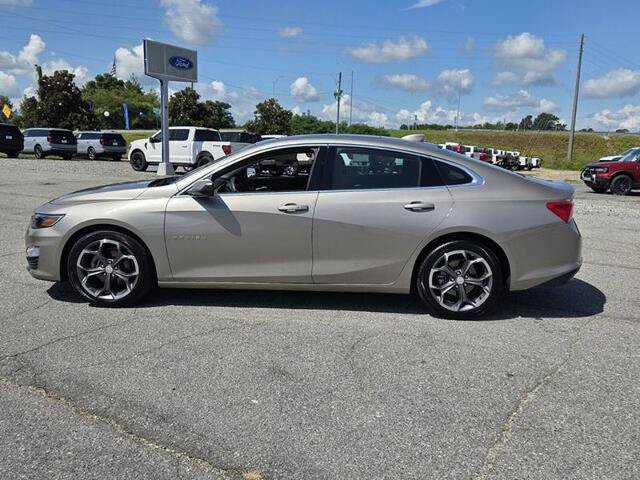 Used 2024 Chevrolet Malibu LT FWD image 4