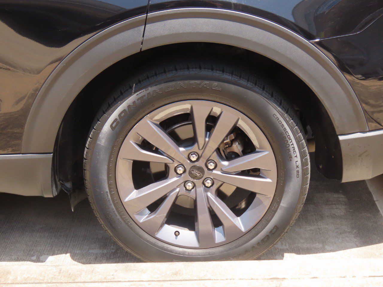 Certified 2023 Ford Explorer XLT w/ Equipment Group 202A RWD image 7