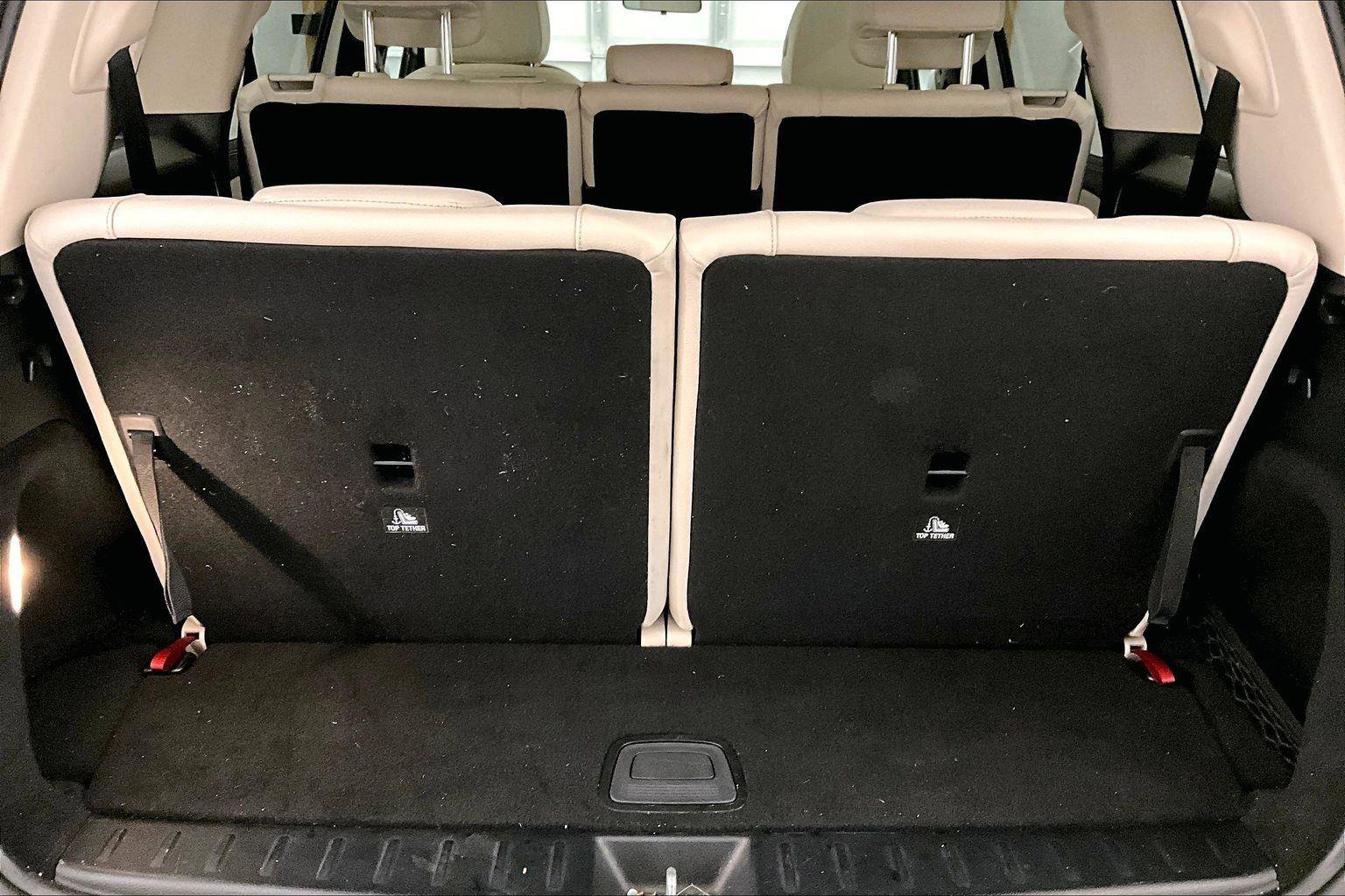 Used 2021 Mercedes-Benz GLB 250 4MATIC image 34