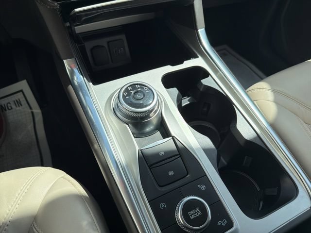 Certified 2023 Ford Explorer Platinum w/ Technology Package AWD/4WD image 30