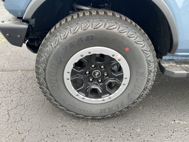 Certified 2024 Ford Bronco Outer Banks w/ Sasquatch Package AWD/4WD image 10
