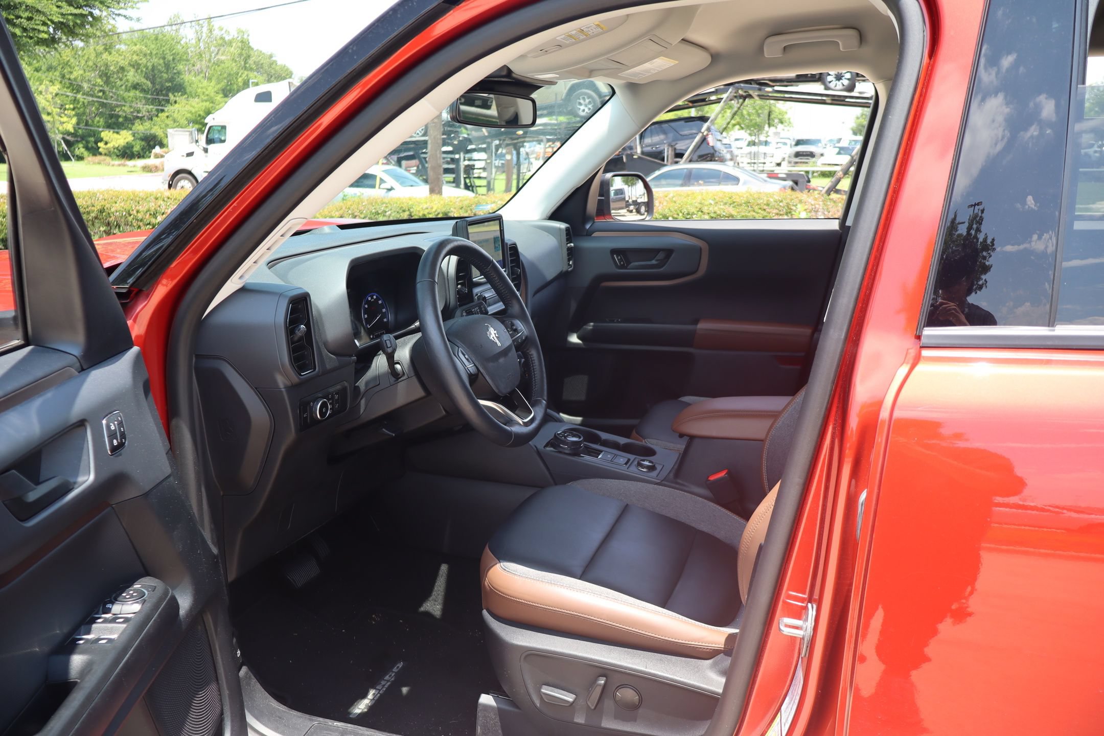 Certified 2023 Ford Bronco Sport Outer Banks AWD/4WD image 25