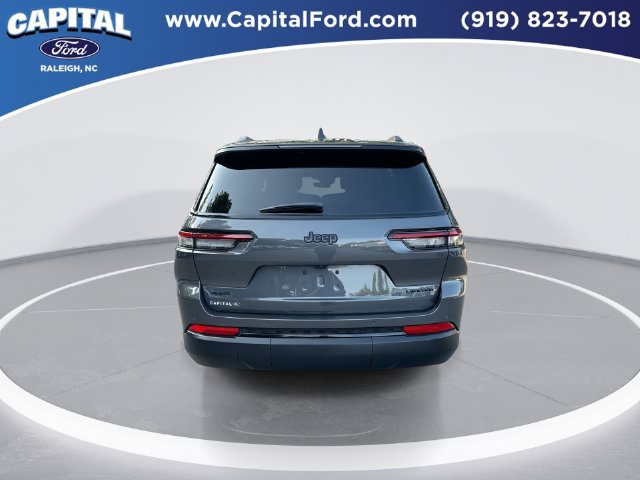 Used 2025 Jeep Grand Cherokee L Limited w/ Black Appearance Package AWD/4WD image 7