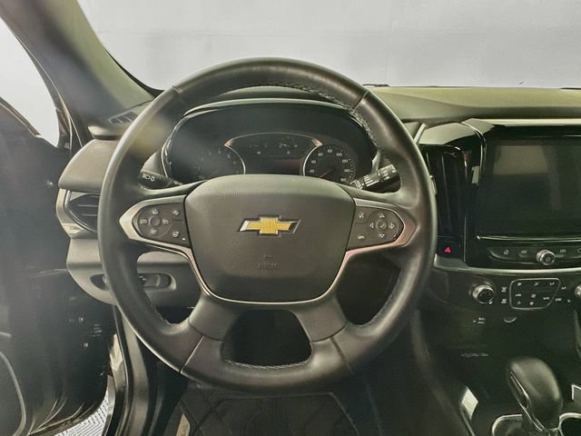 Used 2023 Chevrolet Traverse LT w/ LT Premium Package AWD/4WD image 18