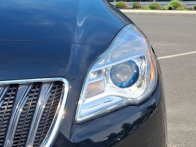 Used 2017 Buick Regal Sport Touring FWD image 30