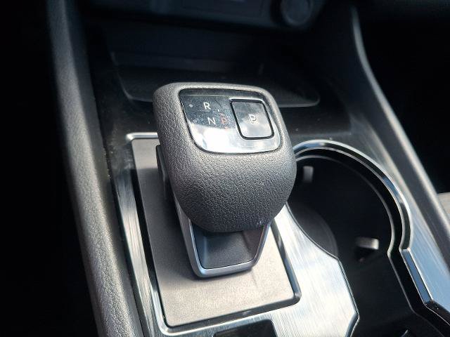 Used 2023 Nissan Rogue SV AWD/4WD image 14