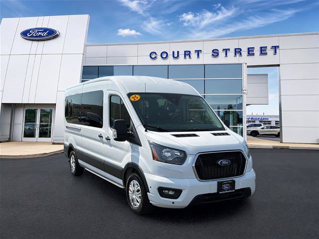Certified 2025 Ford Transit 350 XLT RWD image 3