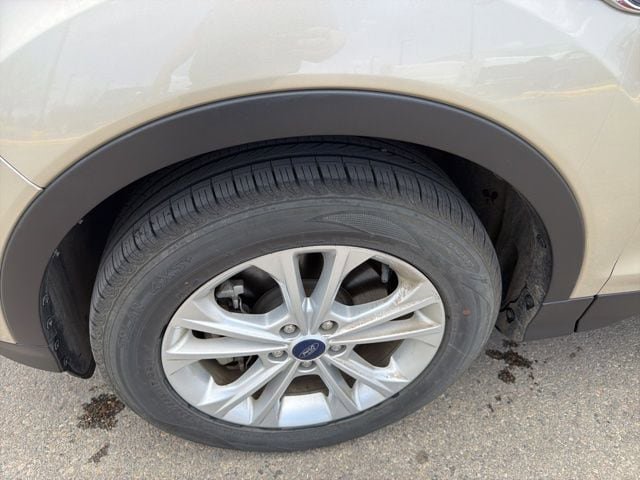 Certified 2018 Ford Escape SE AWD/4WD image 21
