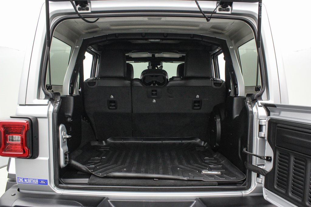 Used 2023 Jeep Wrangler Unlimited Rubicon 392 w/ Xtreme Recon 35" Tire Package image 19