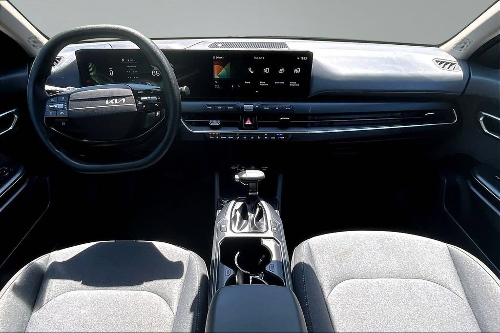 Used 2025 Kia K4 FWD image 8