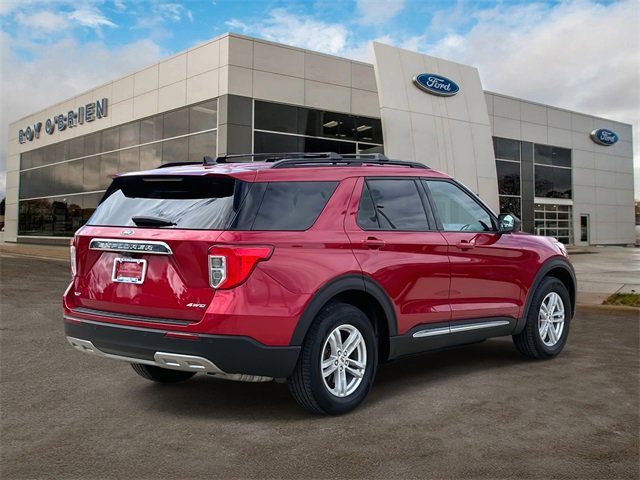 Certified 2023 Ford Explorer XLT w/ Equipment Group 202A image 5