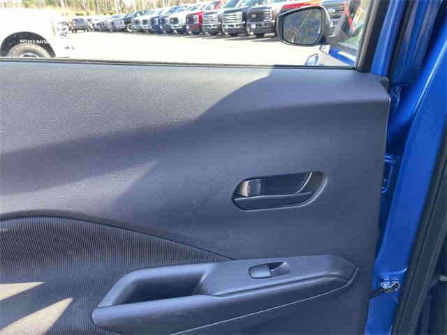 Used 2021 Nissan Kicks S image 24