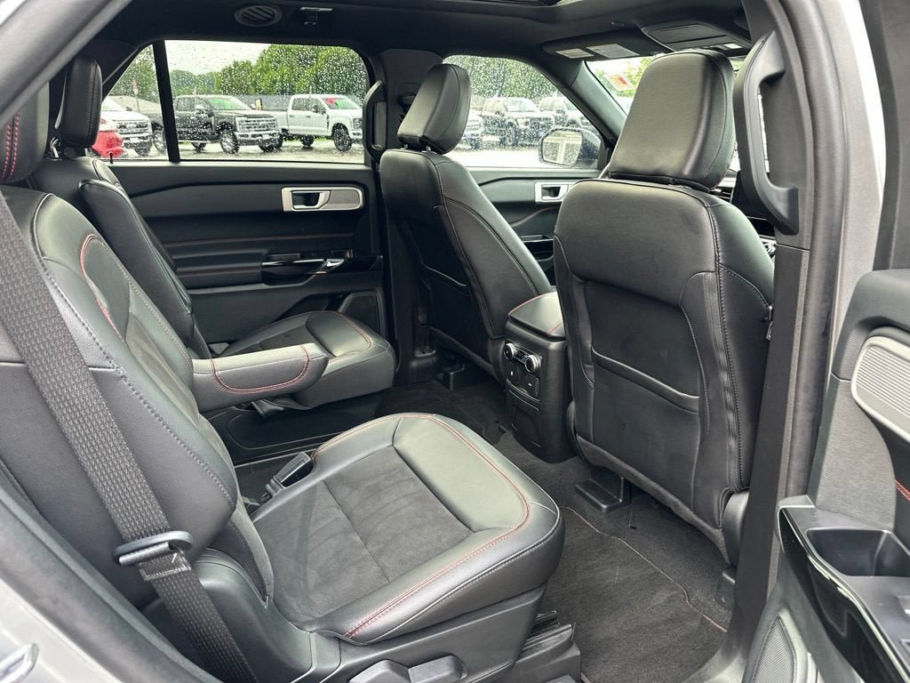 Certified 2023 Ford Explorer ST-Line w/ Class IV Trailer Tow Package AWD/4WD image 11