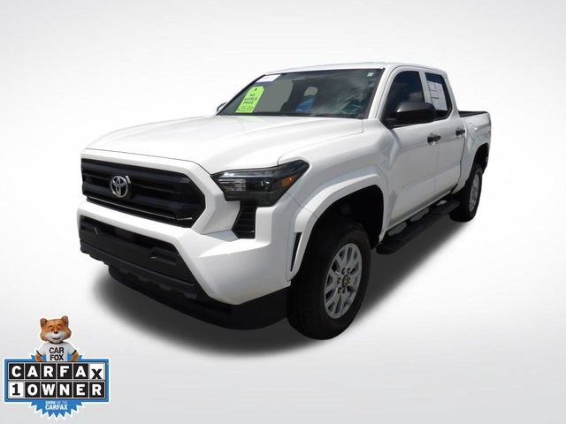 Used 2024 Toyota Tacoma SR AWD/4WD image 3