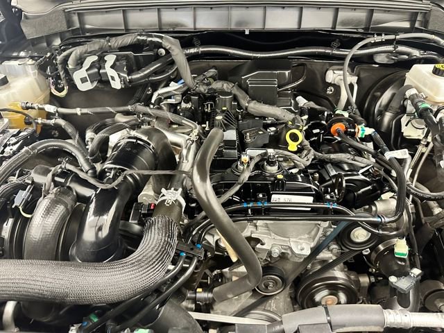 Certified 2022 Ford Bronco Black Diamond image 41