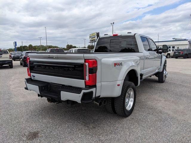 Certified 2025 Ford F450 Platinum w/ FX4 Off-Road Package AWD/4WD image 4