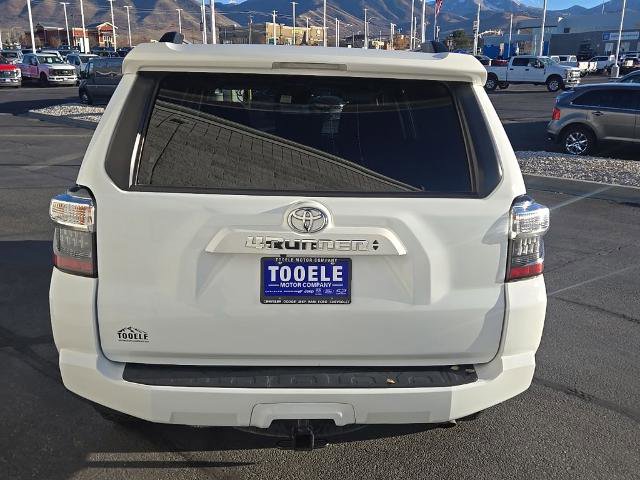 Used 2022 Toyota 4Runner SR5 image 5