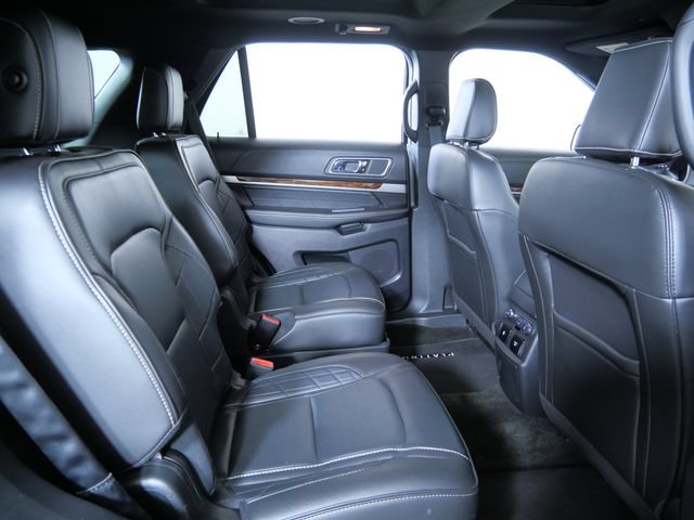 Certified 2018 Ford Explorer Platinum AWD/4WD image 9