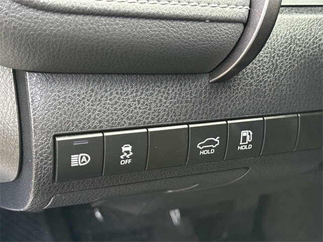Used 2023 Toyota Camry XSE image 17