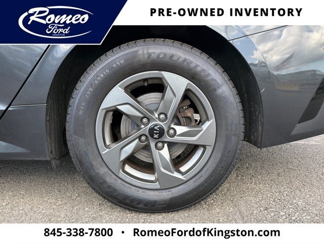 Used 2021 Kia K5 LXS FWD image 30