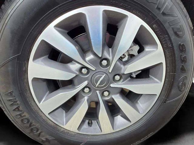 Used 2024 Chrysler Pacifica Limited FWD image 31