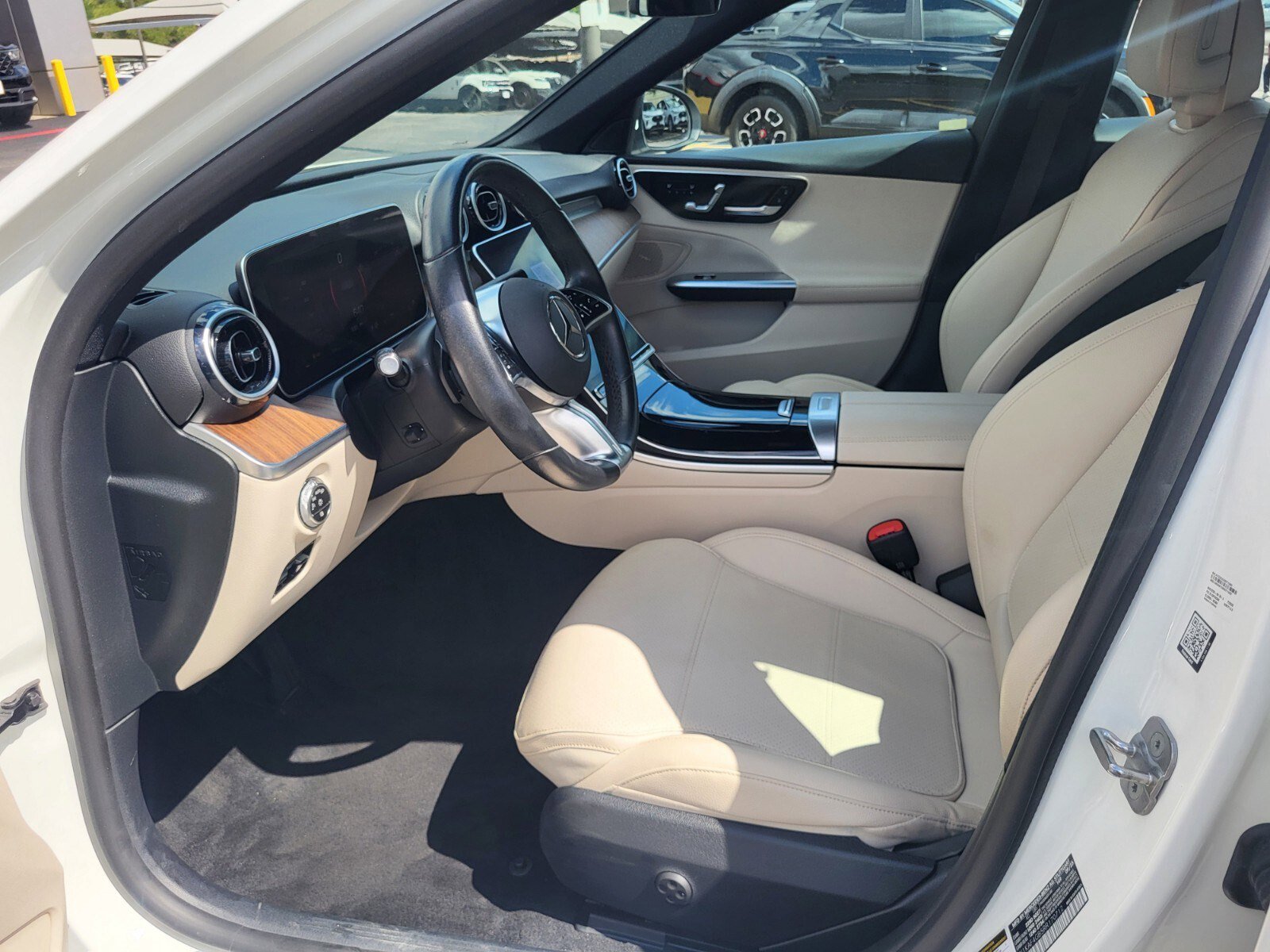 Used 2024 Mercedes-Benz C 300 Sedan image 16