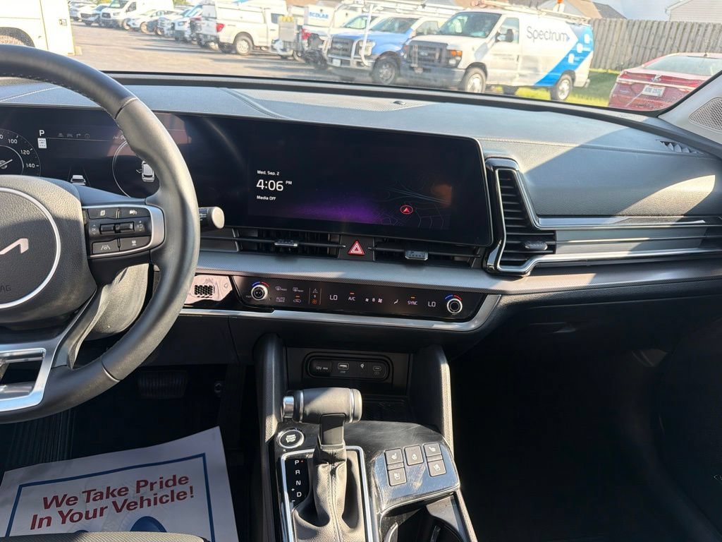 Used 2024 Kia Sportage SX FWD image 21