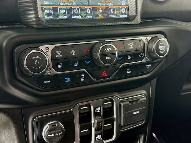 Used 2021 Jeep Wrangler Unlimited Sahara w/ Cold Weather Group AWD/4WD image 16