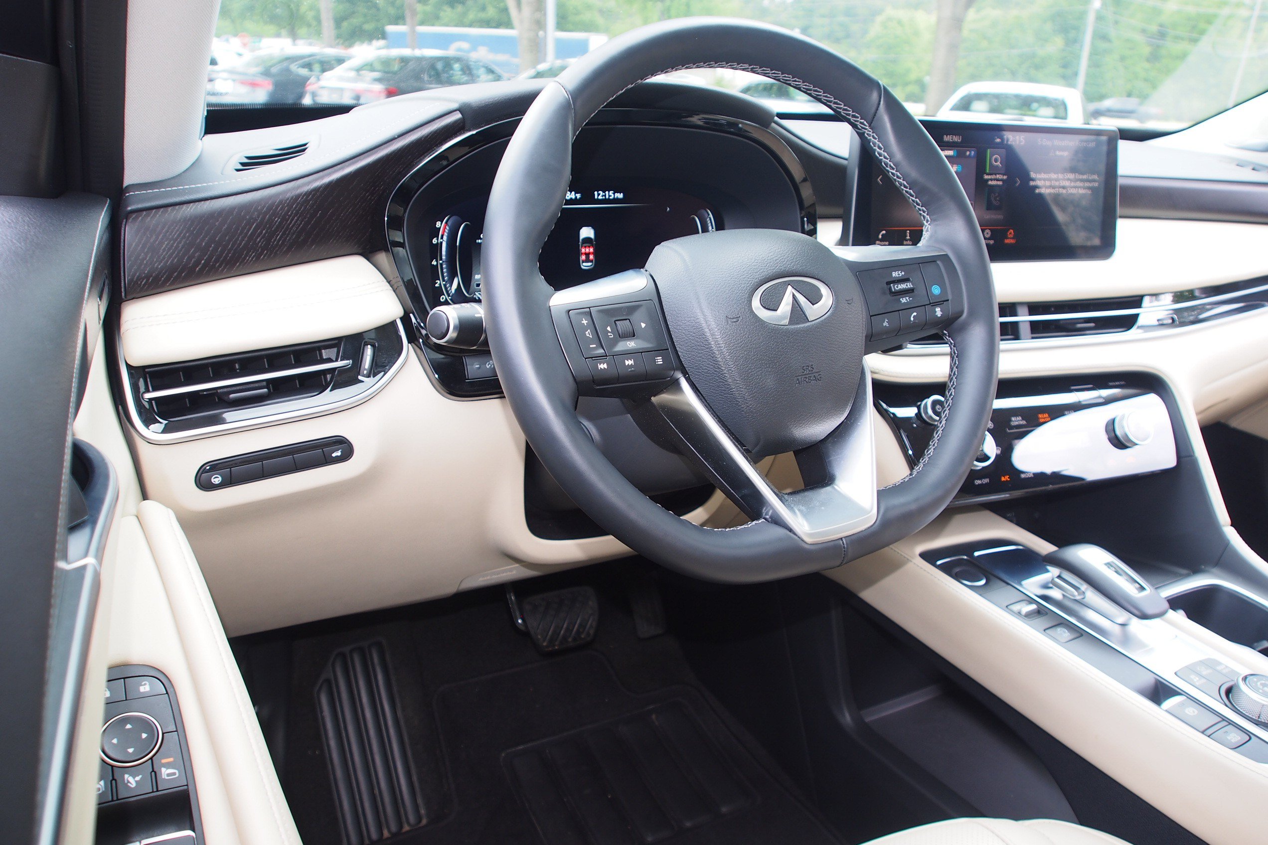 Used 2023 INFINITI QX60 Sensory w/ Cargo Package AWD/4WD image 22