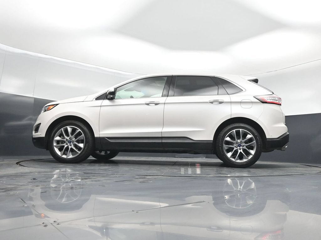 Certified 2018 Ford Edge Titanium w/ Equipment Group 302A AWD/4WD image 7