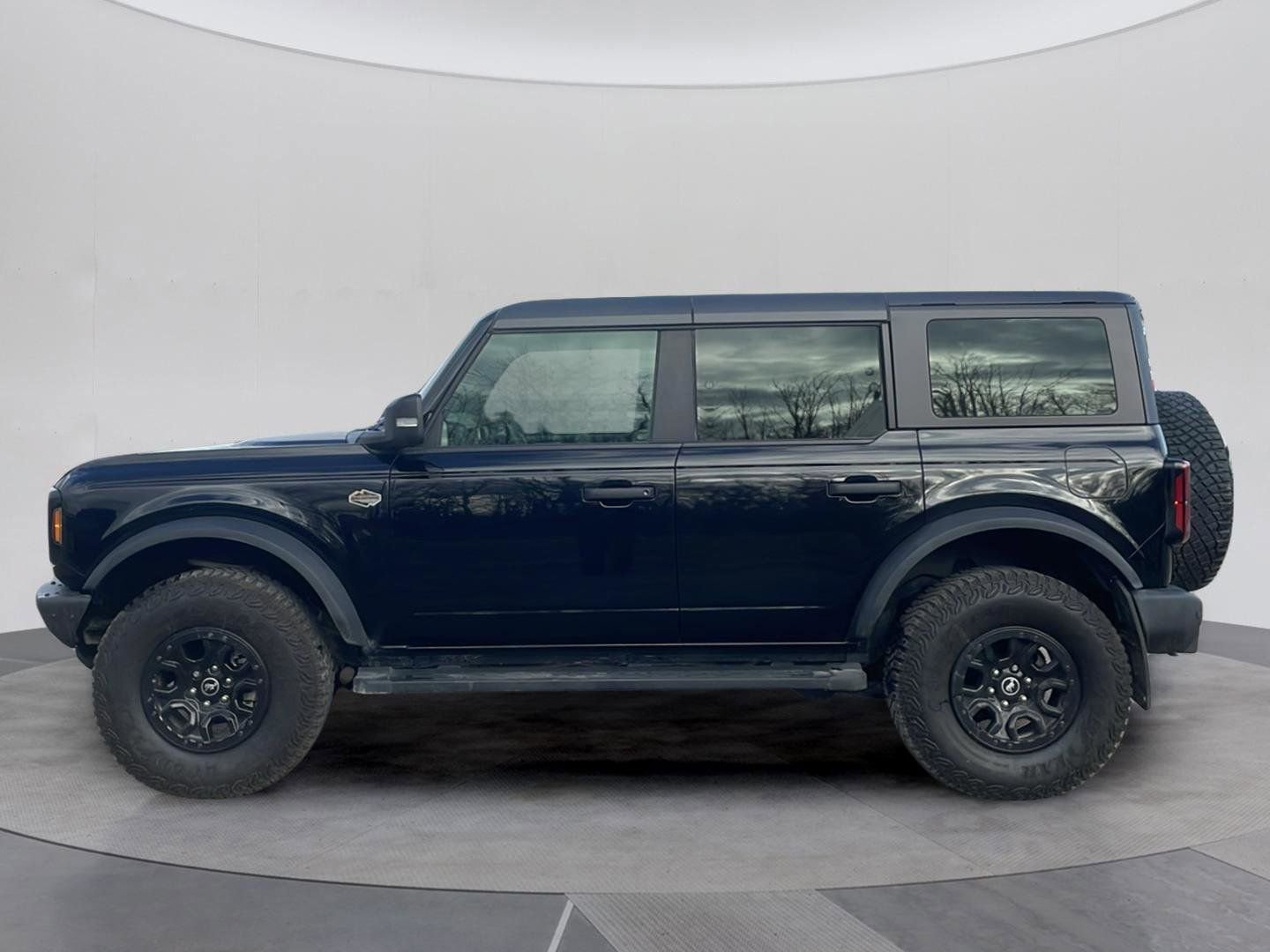 Certified 2024 Ford Bronco Wildtrak image 2