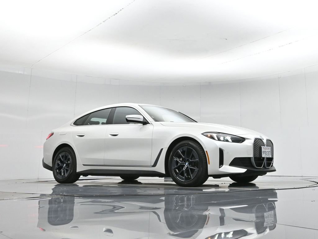 Used 2025 BMW i4 eDrive40 video 2