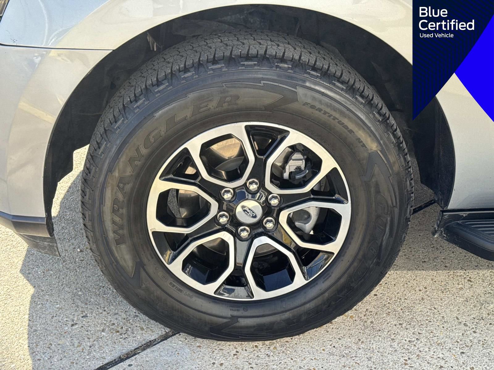 Certified 2024 Ford Expedition Max XLT image 12