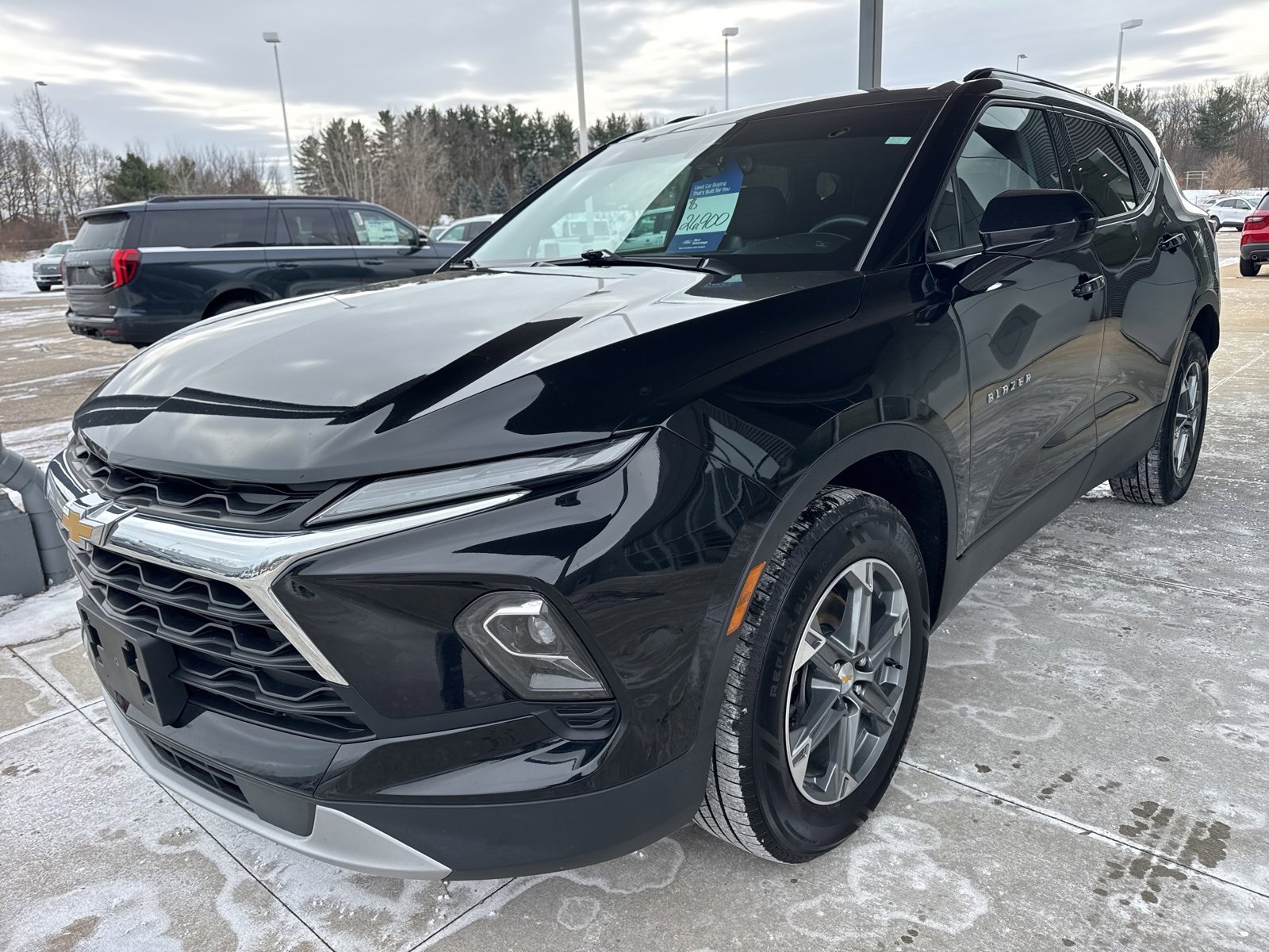 Used 2023 Chevrolet Blazer LT w/ Convenience Package image 3