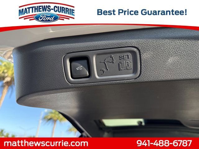 Certified 2024 Ford Expedition Platinum image 15